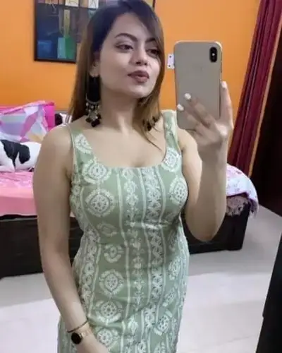Call Girl in Bicholim